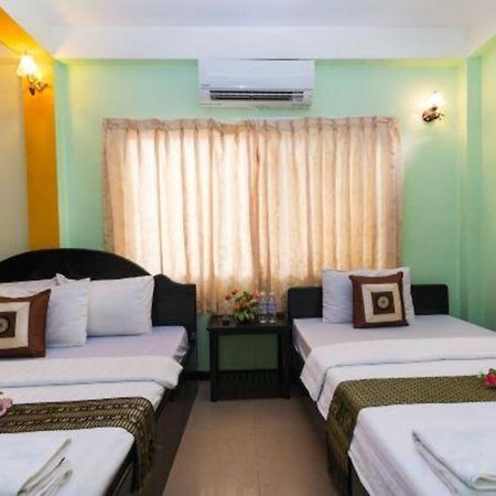 Happy Zone Hostel Σιέμ Ρέαπ Εξωτερικό φωτογραφία
