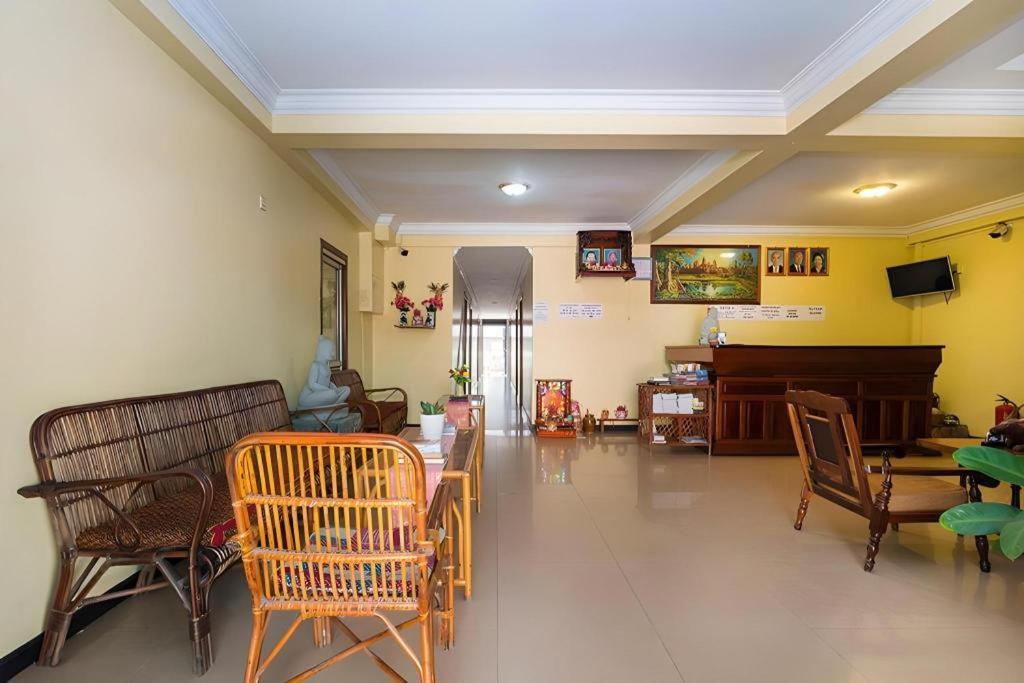 Happy Zone Hostel Σιέμ Ρέαπ Εξωτερικό φωτογραφία